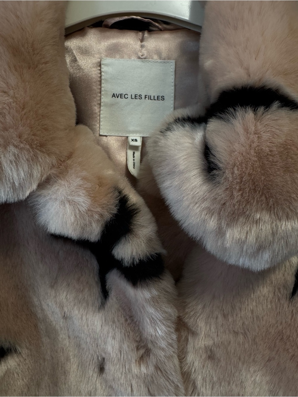 Star Print Faux Fur Coat - Blush Pink & Black - Picture 2 of 5
